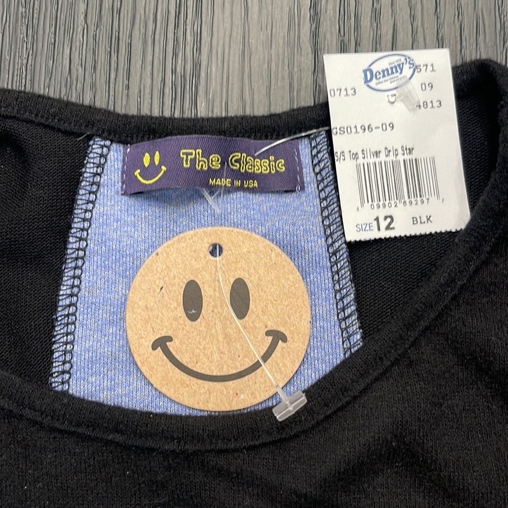 Brand new adorable top!! - Picture 4 of 4